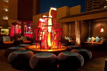 fire restaurant photography