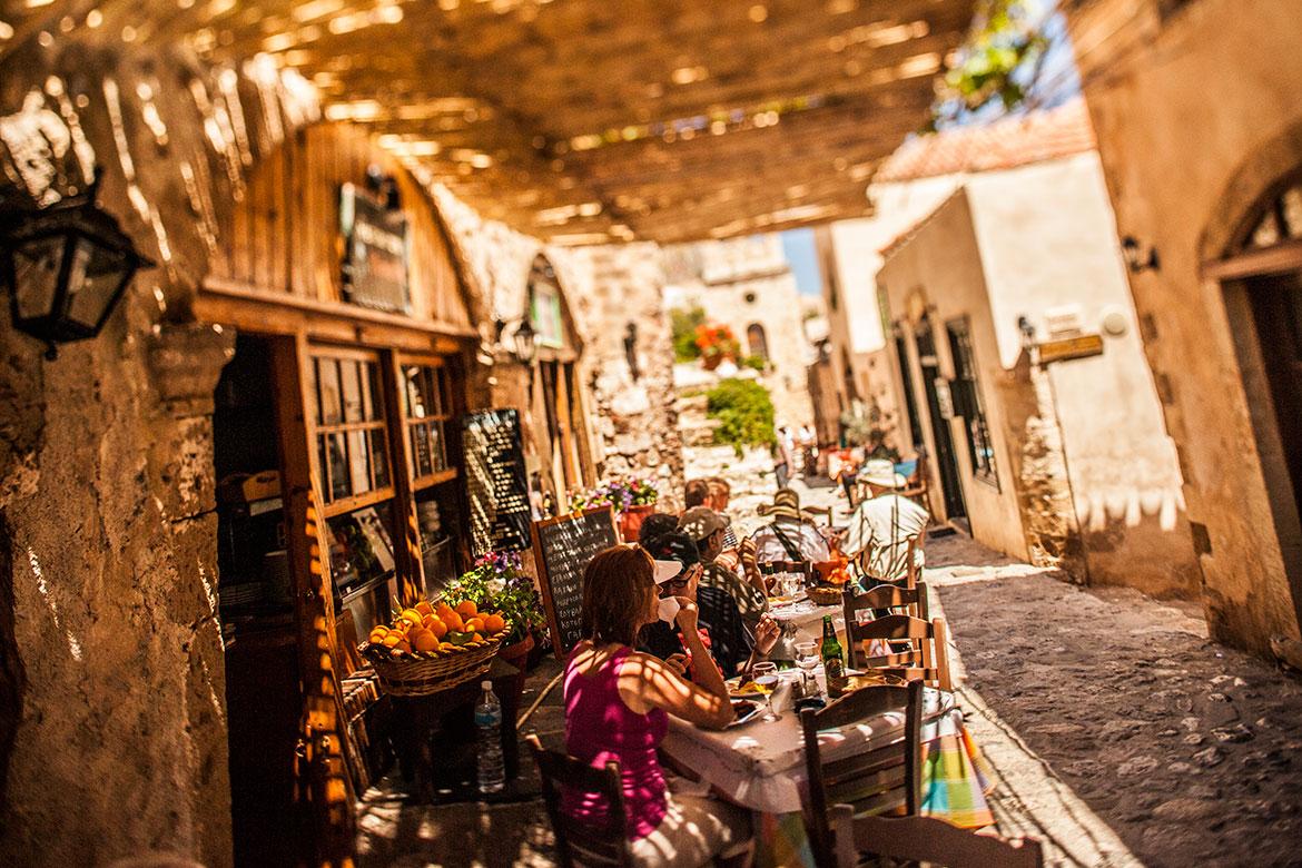 Taverna